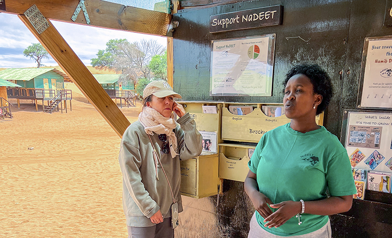 En el corazon del Namib, Visitando el centro NaDEET