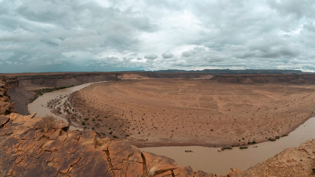 Vista panorámica del Cañón del Río Fish en Namibia